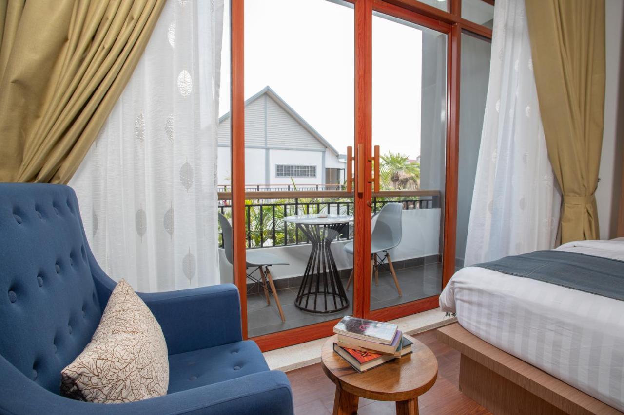 Cambana La Riviere Boutique Hotel Battambang Exterior photo